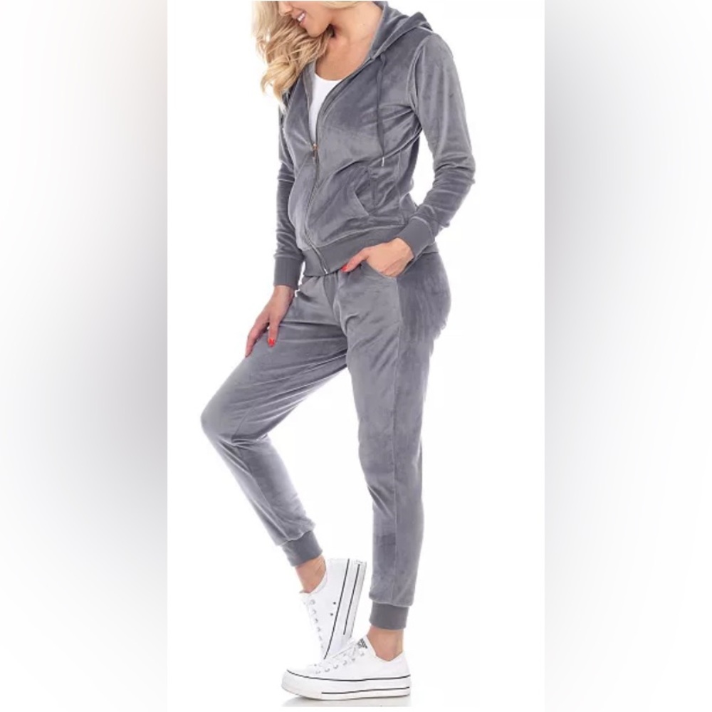 White Mark Two-Piece Velour Tracksuit